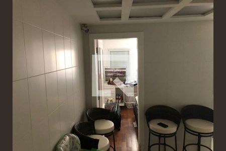 Casa à venda com 4 quartos, 350m² em Vila Progredior, São Paulo
