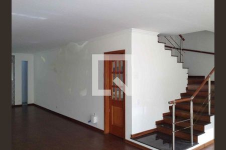 Casa à venda com 4 quartos, 466m² em Jardim Londrina, São Paulo