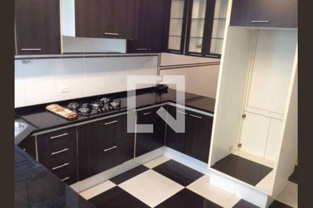 Casa à venda com 4 quartos, 466m² em Jardim Londrina, São Paulo