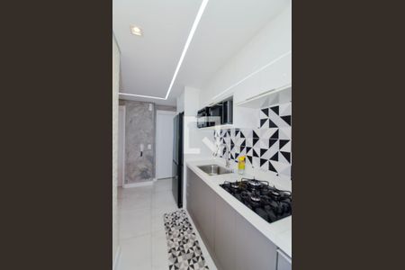 Cozinha de apartamento para alugar com 2 quartos, 37m² em Vila das Bandeiras, Guarulhos