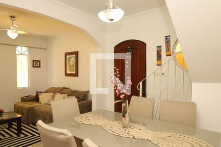 Sala de jantar de casa para alugar com 2 quartos, 105m² em Itaquera, São Paulo