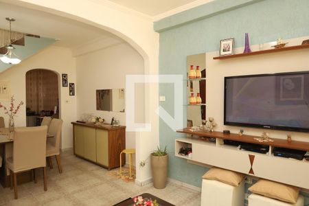 Sala de casa para alugar com 2 quartos, 105m² em Itaquera, São Paulo