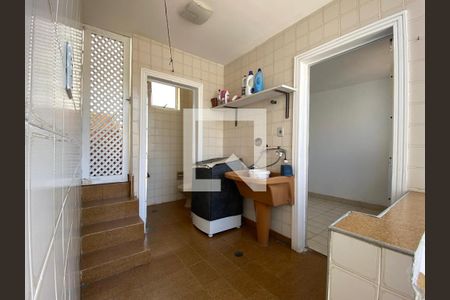 Lavanderia de casa à venda com 3 quartos, 180m² em Vila Monumento, São Paulo