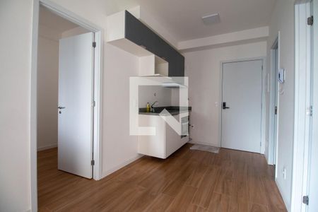 Sala/Cozinha de apartamento à venda com 2 quartos, 41m² em Santo Amaro, São Paulo