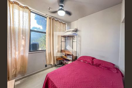 Sala/Quarto de apartamento à venda com 1 quarto, 41m² em Centro, Rio de Janeiro