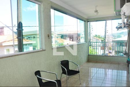 Casa para alugar com 250m², 3 quartos e 5 vagasDetalhe - Varanda