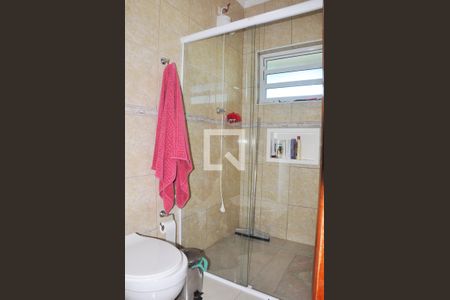 Casa para alugar com 250m², 3 quartos e 5 vagasBanheiro/Suíte
