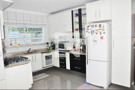 Casa para alugar com 250m², 3 quartos e 5 vagasCozinha