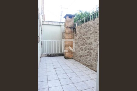 Casa para alugar com 250m², 3 quartos e 5 vagasQuintal