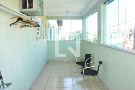 Casa para alugar com 250m², 3 quartos e 5 vagasvaranda