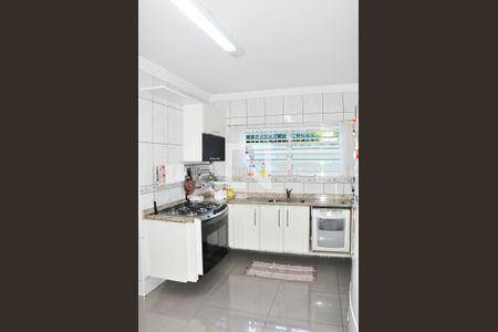 Casa para alugar com 250m², 3 quartos e 5 vagasCozinha