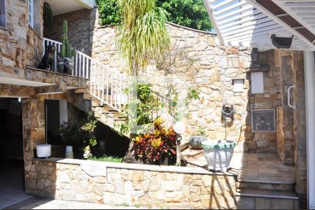 Casa para alugar com 250m², 3 quartos e 5 vagasGaragem