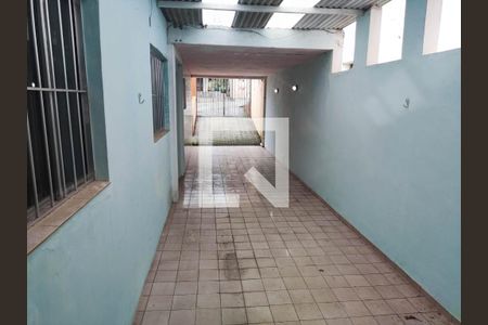Área Externa de casa à venda com 2 quartos, 180m² em Vila Alzira, Santo André