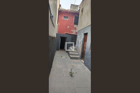 Área Externa de casa à venda com 2 quartos, 180m² em Vila Alzira, Santo André