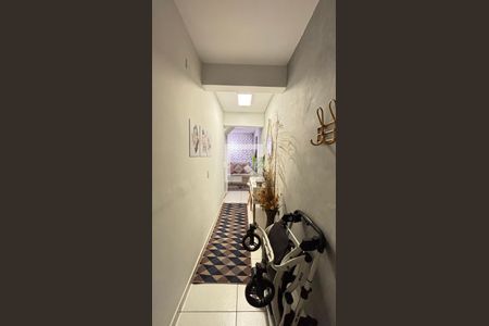 Corredor de apartamento à venda com 2 quartos, 86m² em Vila Helena, Santo André