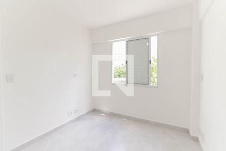 Quarto 1 de apartamento à venda com 2 quartos, 44m² em Vila Taquari, São Paulo