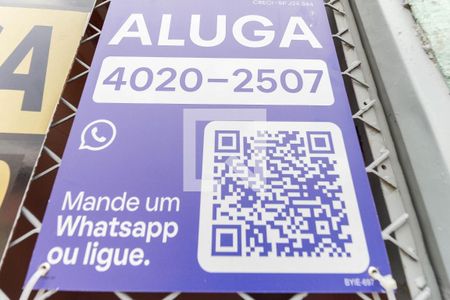 Plaquinha de apartamento à venda com 2 quartos, 44m² em Vila Taquari, São Paulo