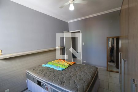 Suíte de apartamento para alugar com 2 quartos, 108m² em Vila Caiçara, Praia Grande