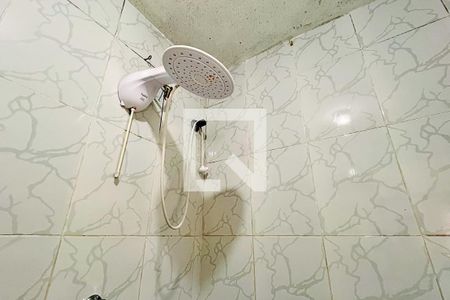 Banheiro de casa para alugar com 2 quartos, 60m² em Jardim do Papai, Guarulhos