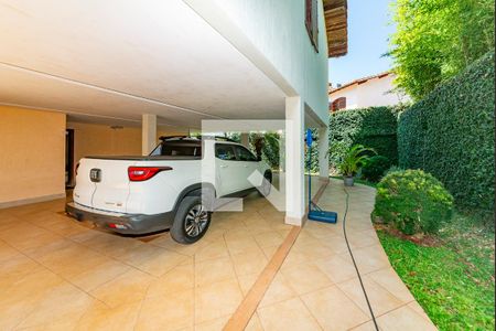 Garagem de casa à venda com 4 quartos, 516m² em Belvedere, Belo Horizonte