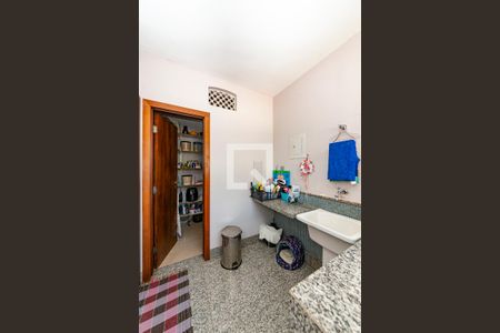 Área de Serviço de casa à venda com 4 quartos, 516m² em Belvedere, Belo Horizonte