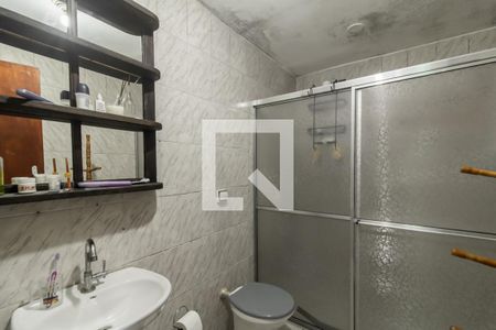 Banheiro de casa à venda com 2 quartos, 300m² em Vila Guilhermina, São Paulo