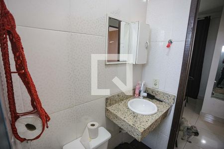 Banheiro de apartamento à venda com 2 quartos, 90m² em Camargos, Belo Horizonte