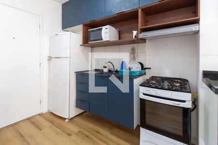 Cozinha de apartamento para alugar com 1 quarto, 38m² em Água Branca, São Paulo