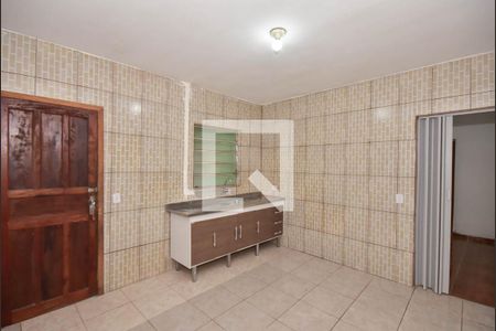 Cozinha de casa para alugar com 2 quartos, 35m² em Jardim Ipe, São Paulo