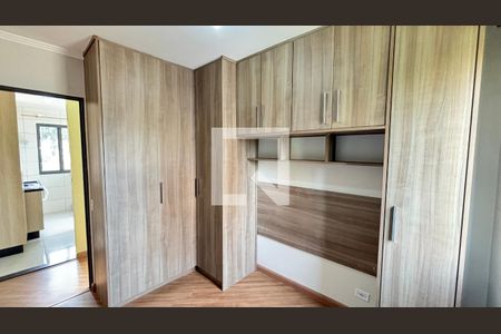 Quarto 1 de apartamento para alugar com 2 quartos, 51m² em Vila Scarpelli, Santo André