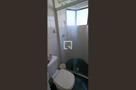 Banheiro de apartamento para alugar com 1 quarto, 30m² em Vila Suzana, São Paulo