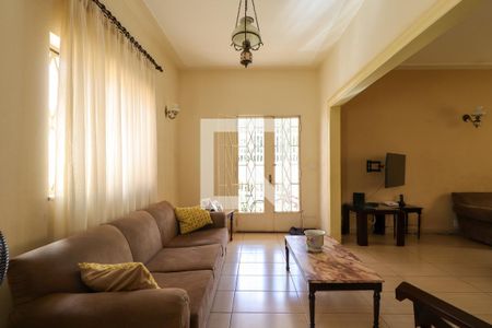 Sala de casa para alugar com 4 quartos, 303m² em Centro, Ribeirão Preto