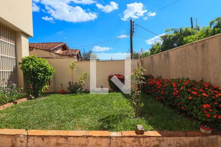 Jardim de casa para alugar com 4 quartos, 303m² em Centro, Ribeirão Preto