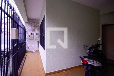 Garagem  de casa à venda com 3 quartos, 118m² em Vila das Merces, São Paulo