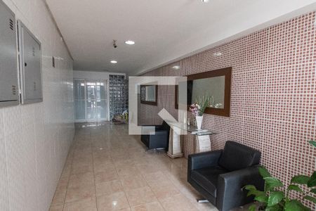 Hall de entrada de apartamento à venda com 2 quartos, 86m² em Liberdade, São Paulo