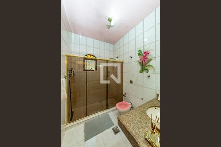 Banheiro de casa à venda com 3 quartos, 411m² em Betânia, Belo Horizonte
