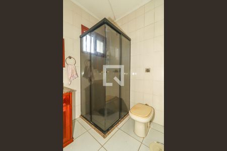 Banheiro 2 de casa à venda com 3 quartos, 271m² em Jardim Itu, Porto Alegre