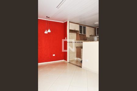 Sala de casa para alugar com 2 quartos, 78m² em Jardim Peri, São Paulo