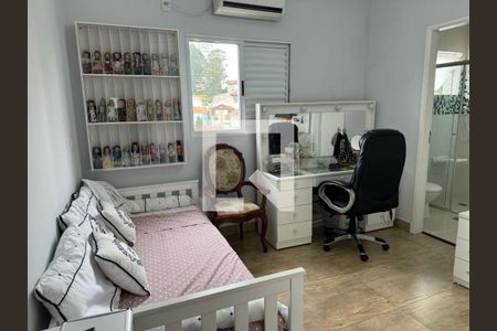 Foto 06 de casa de condomínio à venda com 3 quartos, 230m² em Jardim Londrina, São Paulo