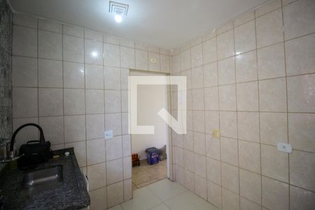 Cozinha de apartamento à venda com 2 quartos, 50m² em Vila Carmosina, São Paulo
