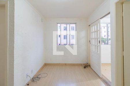 Sala de apartamento para alugar com 2 quartos, 40m² em Cristal, Porto Alegre