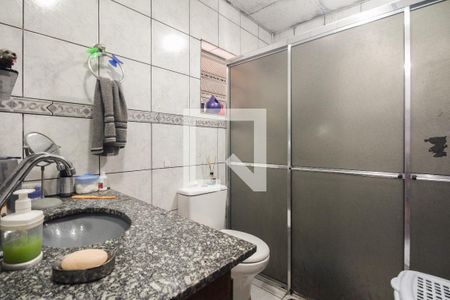 Banheiro Social de casa à venda com 2 quartos, 74m² em Guaiauna, São Paulo