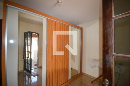 Quarto 1 de casa para alugar com 3 quartos, 200m² em Areia Branca, Belford Roxo