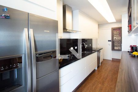 Cozinha de apartamento à venda com 3 quartos, 156m² em Vila Olímpia, São Paulo