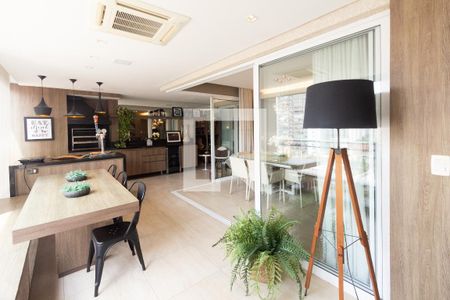 Sala de apartamento à venda com 3 quartos, 156m² em Vila Olímpia, São Paulo