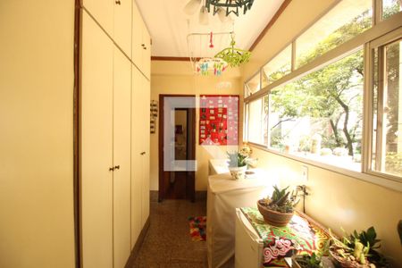 Área de serviço de apartamento à venda com 4 quartos, 180m² em Lourdes, Belo Horizonte