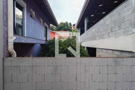 Vista do Quarto 3 de casa de condomínio à venda com 3 quartos, 103m² em Jardim Mirna, Taboão da Serra