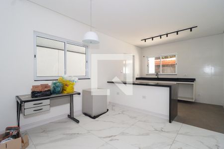 Cozinha de casa de condomínio à venda com 3 quartos, 103m² em Jardim Mirna, Taboão da Serra
