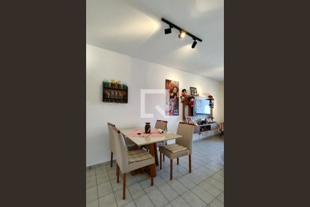 Sala de apartamento para alugar com 2 quartos, 92m² em Vila Caiçara, Praia Grande