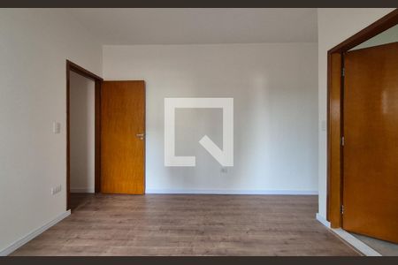 Casa à venda com 184m², 3 quartos e 4 vagasSuíte 2